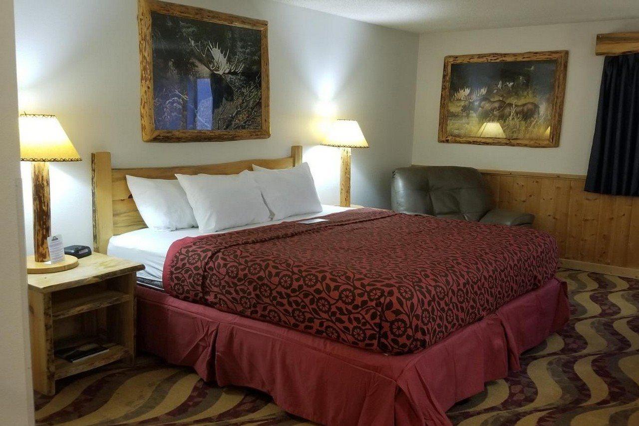 Days Inn By Wyndham Sandpoint Ponderay Zewnętrze zdjęcie