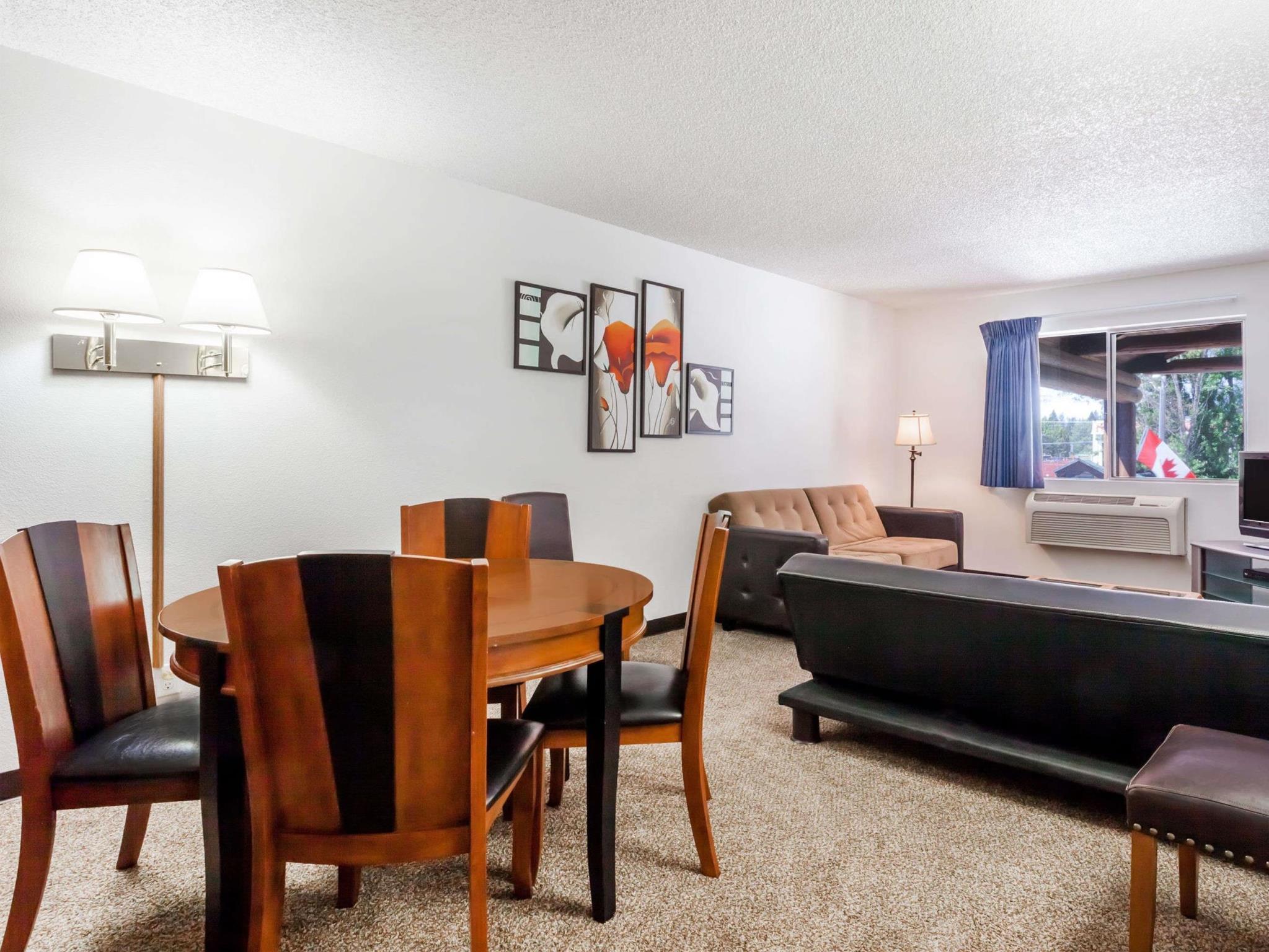 Days Inn By Wyndham Sandpoint Ponderay Zewnętrze zdjęcie