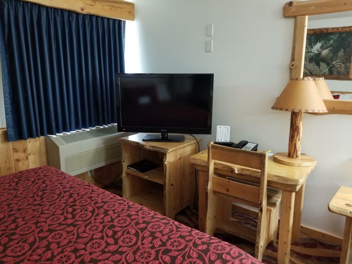 Days Inn By Wyndham Sandpoint Ponderay Zewnętrze zdjęcie